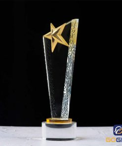 Cúp vinh danh pha lê