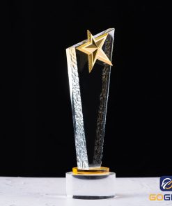 Cúp vinh danh pha lê ngôi sao kim loại