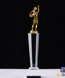 Cúp thể thao môn cầu lông