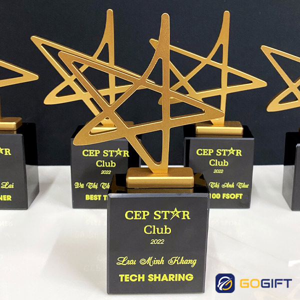 Cúp chế tác riêng CTR5 của CEP STAR CLUB 