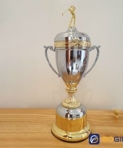 Cúp golf kim loại G18