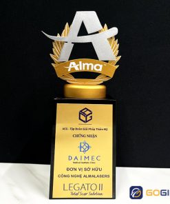 Cúp chế tác riêng CTR10