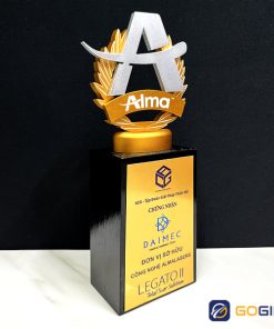 Cúp chế tác theo yêu cầu CTR10