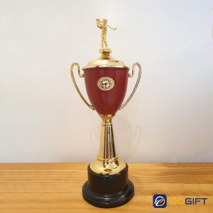 Cúp G23 đỏ biểu tượng Golf