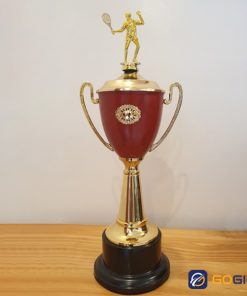Cúp G23 đỏ biểu tượng cầu lông