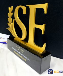 cúp chế tác riêng SE CTR15