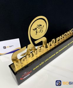 Cúp chế tác riêng vinh danh CTR19