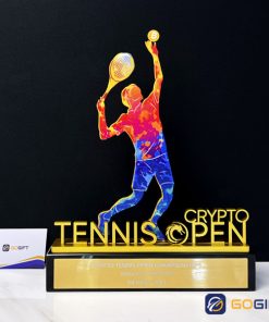 Cúp CTR30 thiết kế độc quyền