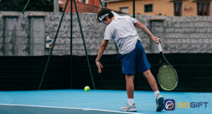Cách cầm vợt tennis giao bóng chuẩn kỹ thuật