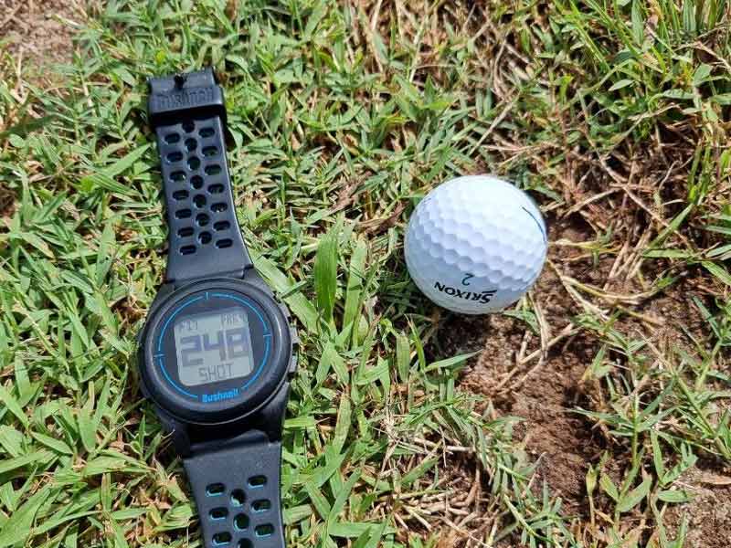 Đồng hồ golf Bushnell Ion 2 có thể đem lại trải nghiệm thích thú cho người chơi
