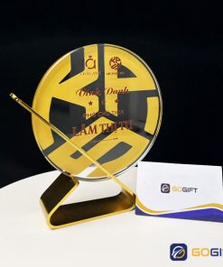 Cúp vinh danh CTR33