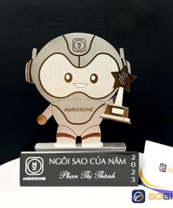 Cúp chế tác theo yêu cầu CTR49