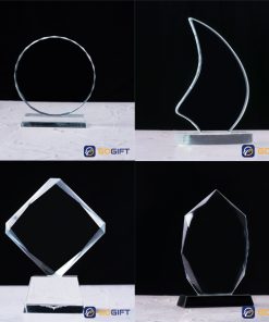 Kỷ niệm chương pha lê khen thưởng