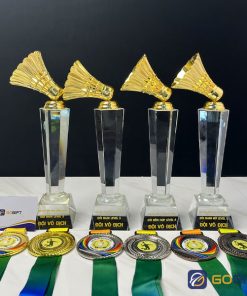 Thân nhập mẫu 15