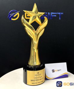 Mẫu cúp ngôi sao mạ 10