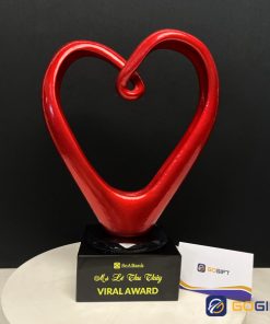 Cúp vinh danh SeaBank hình trái tim CTR65