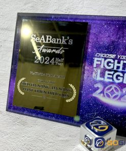 Bảng vinh danh pha lê chi nhánh SeaBank xuất sắc 2