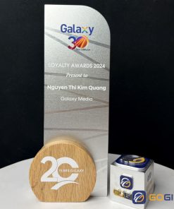 Cúp thiết kế Galaxy Loyalty Awards