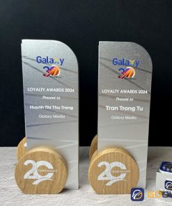 Cúp thiết kế Galaxy Loyalty Awards 4