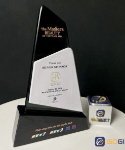 Cúp thiết kế nhà tài trợ The Master Beauty 3