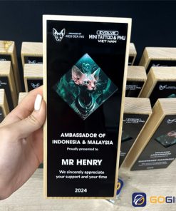 Cúp thiết kế Special Sponsors PMU