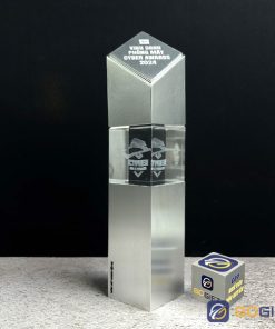 Cúp thiết kế vinh danh phòng máy Cyber Award CTR111