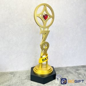 Cúp thiết kế 79 Days 2