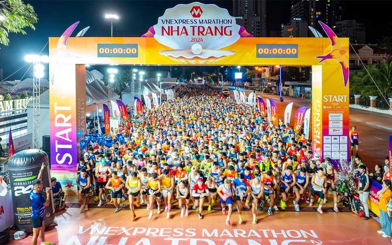 Giải chạy VnExpress Marathon Nha Trang