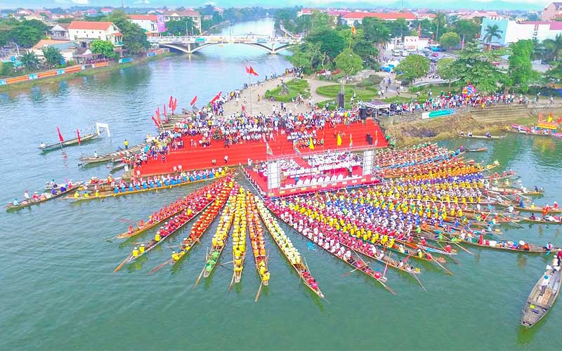 Giải đua thuyền trên sông Kiến Giang