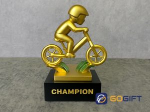 Cúp giải đua xe thăng bằng