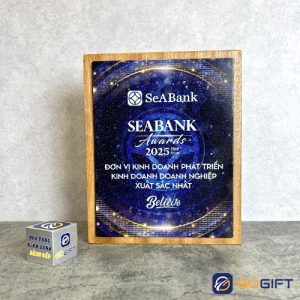 Bảng vinh danh thiết kế gỗ SeaBank Awards 2025