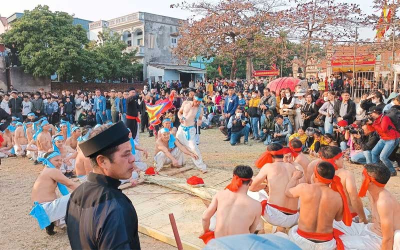 Lễ hội kéo co Hữu Chấp