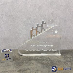 Cúp thiết kế CEO of Happiness CTR130