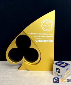 Cúp thiết kế High Roller Special Center Poker