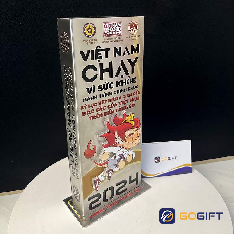 kỷ niệm chương chạy bộ 1