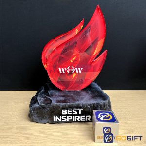Cúp thiết kế WOW Viettel Best Inspirer