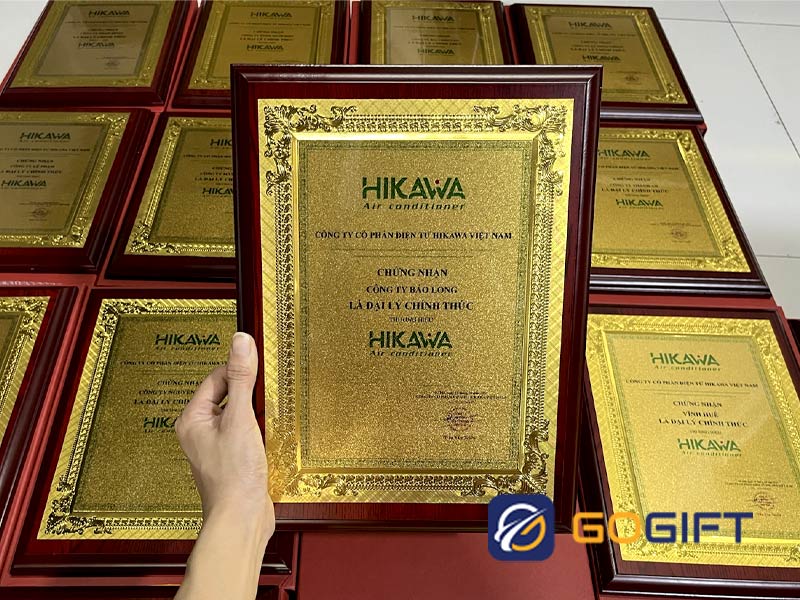 bảng vinh danh công ty 10