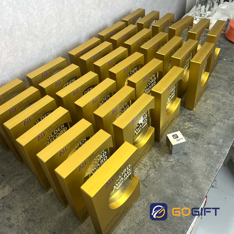 bảng vinh danh thủ khoa 3 bảng vinh danh thủ khoa 3