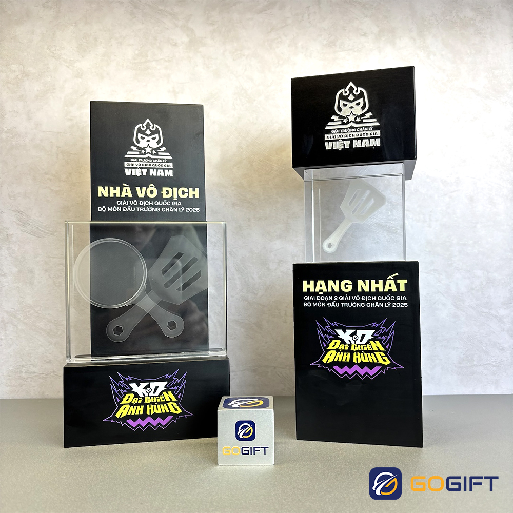 Kỷ niệm chương pha lê chế tác riêng Kỷ niệm chương pha lê chế tác riêng