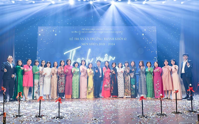 bài tri ân thầy cô lớp 12 3