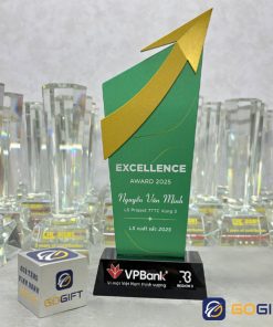 Cúp thiết kế VPBank Excellence Award 2025 2