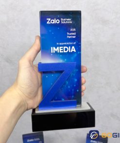 Cúp thiết kế Zalo Business Solutions 2