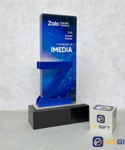 Cúp thiết kế Zalo Business Solutions