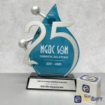 Cúp thiết kế Ngoc Son Chemical Solutions