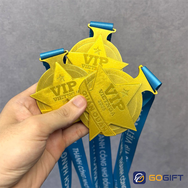 Huy chương thiết kế VIP Việt Nga