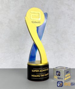 Cúp vinh danh Abbott Sales Award 2025 2