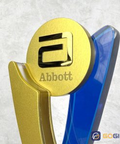 Cúp vinh danh Abbott Sales Award 2025 3