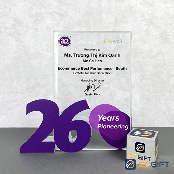 Cúp vinh danh tạo hình a2 26 năm