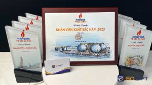 Tổng hợp 21+ mẫu bảng vinh danh nhân viên sale đẹp, chất lượng