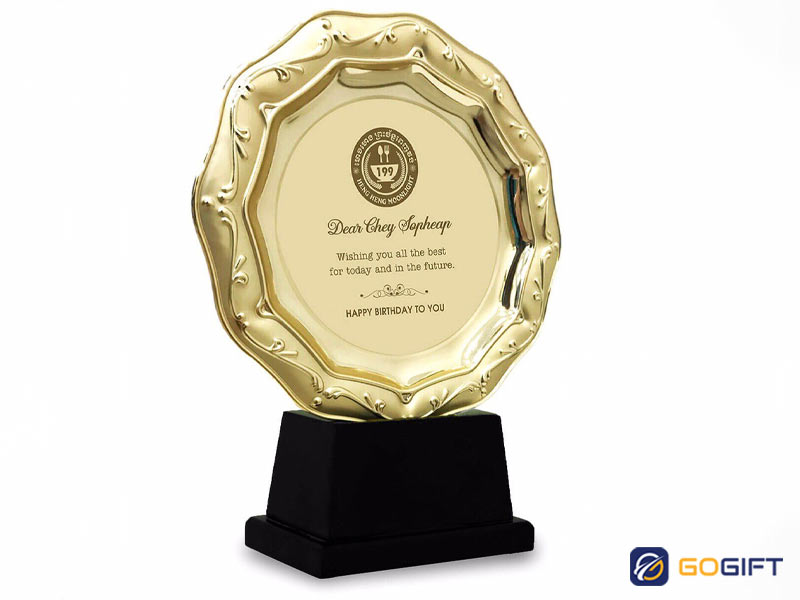 Bảng vinh danh mạ vàng sang trọng